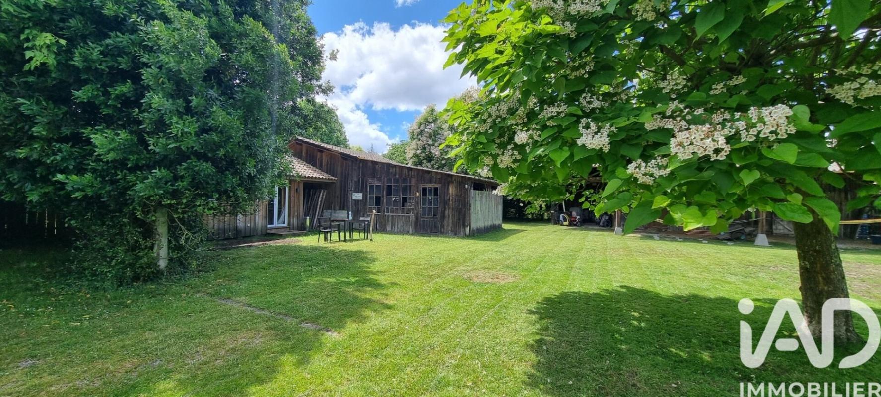 Maison 6 Pièce(s) Salles - Photo 2