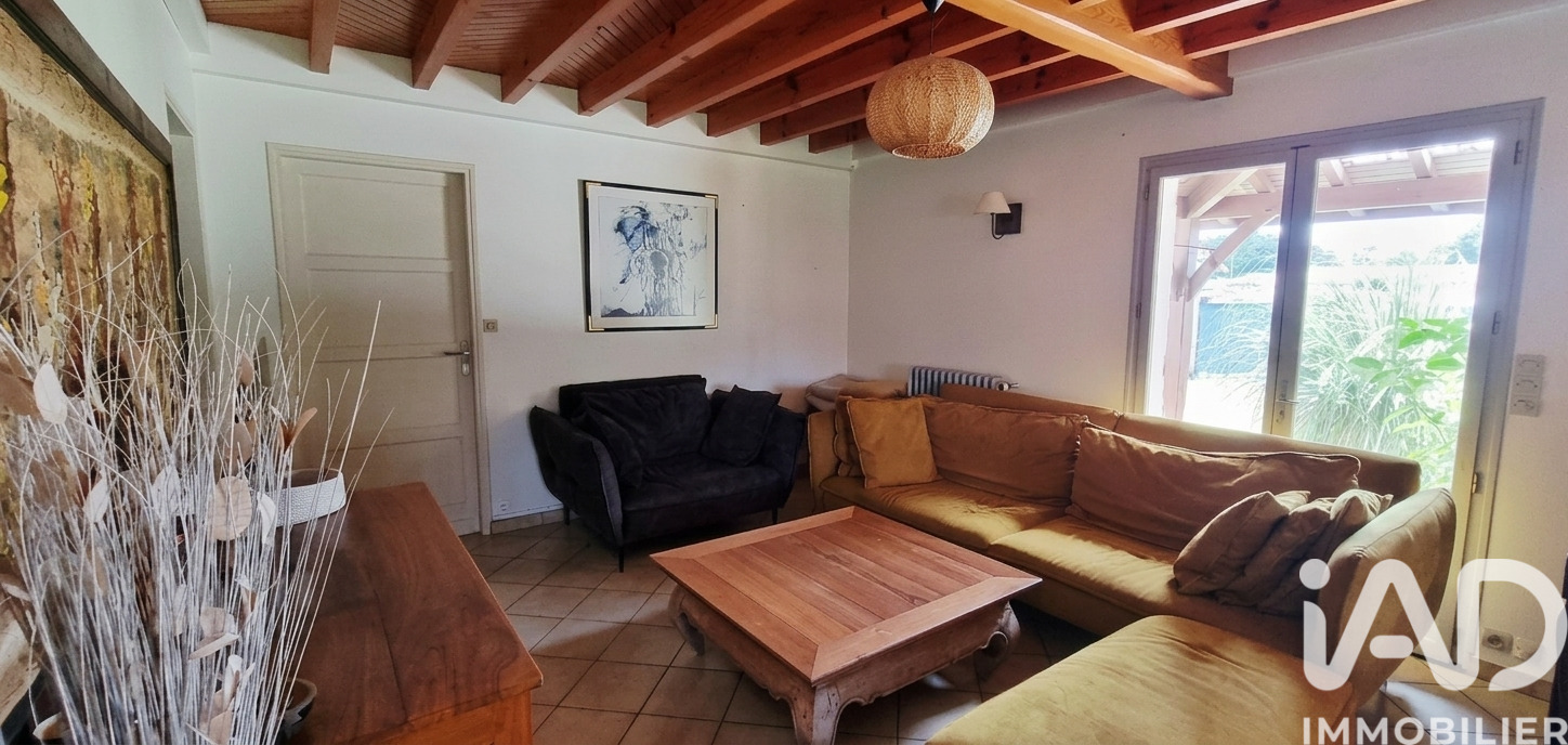 Maison 6 Pièce(s) Salles - Photo 7