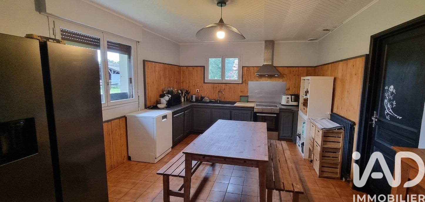 Maison 6 Pièce(s) Salles - Photo 8