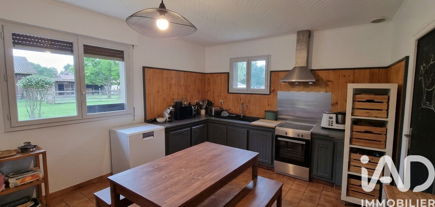 Maison 6 Pièce(s) Salles - Photo 9