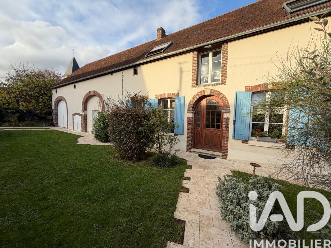 Maison longère 8 Pièce(s) Montholon
