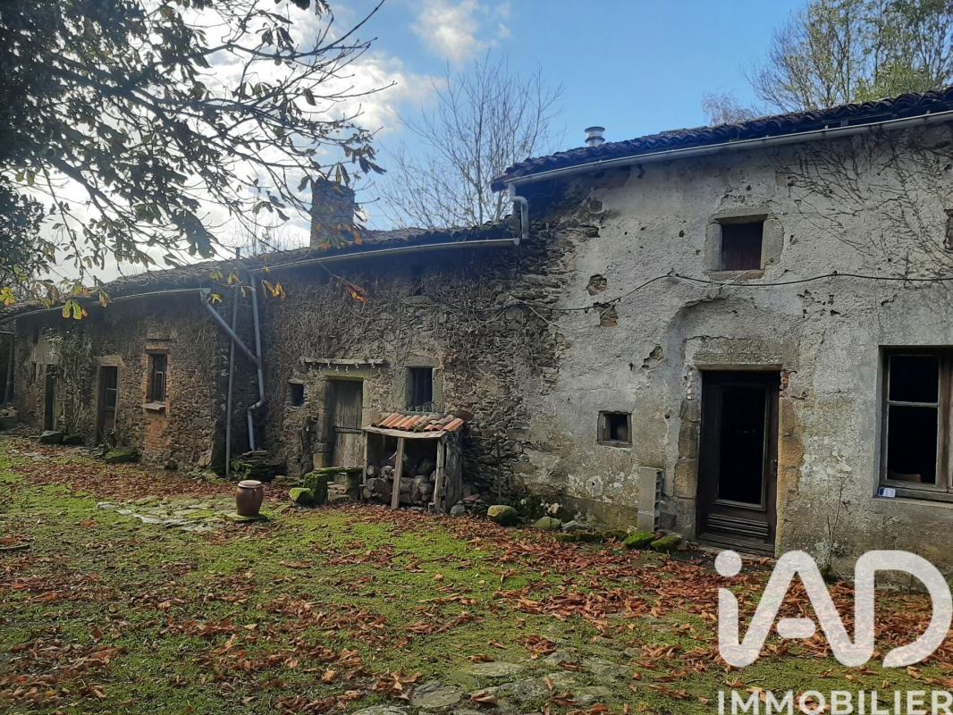 Maison 4 Pièce(s) Courlay