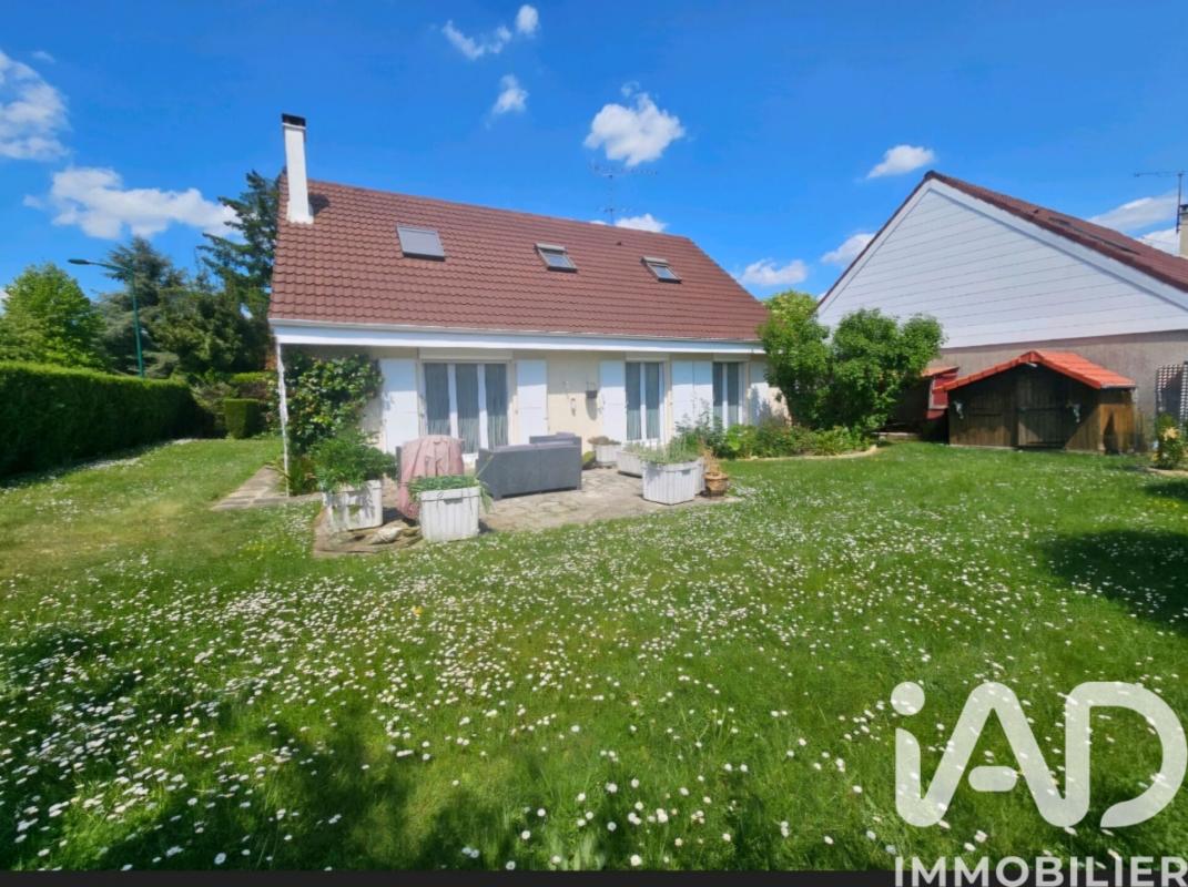 Maison traditionnelle 7 Pièce(s) Les Essarts-le-Roi