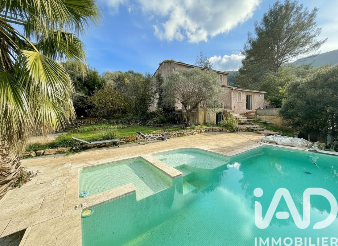 Maison 6 Pièce(s) Solliès-Toucas