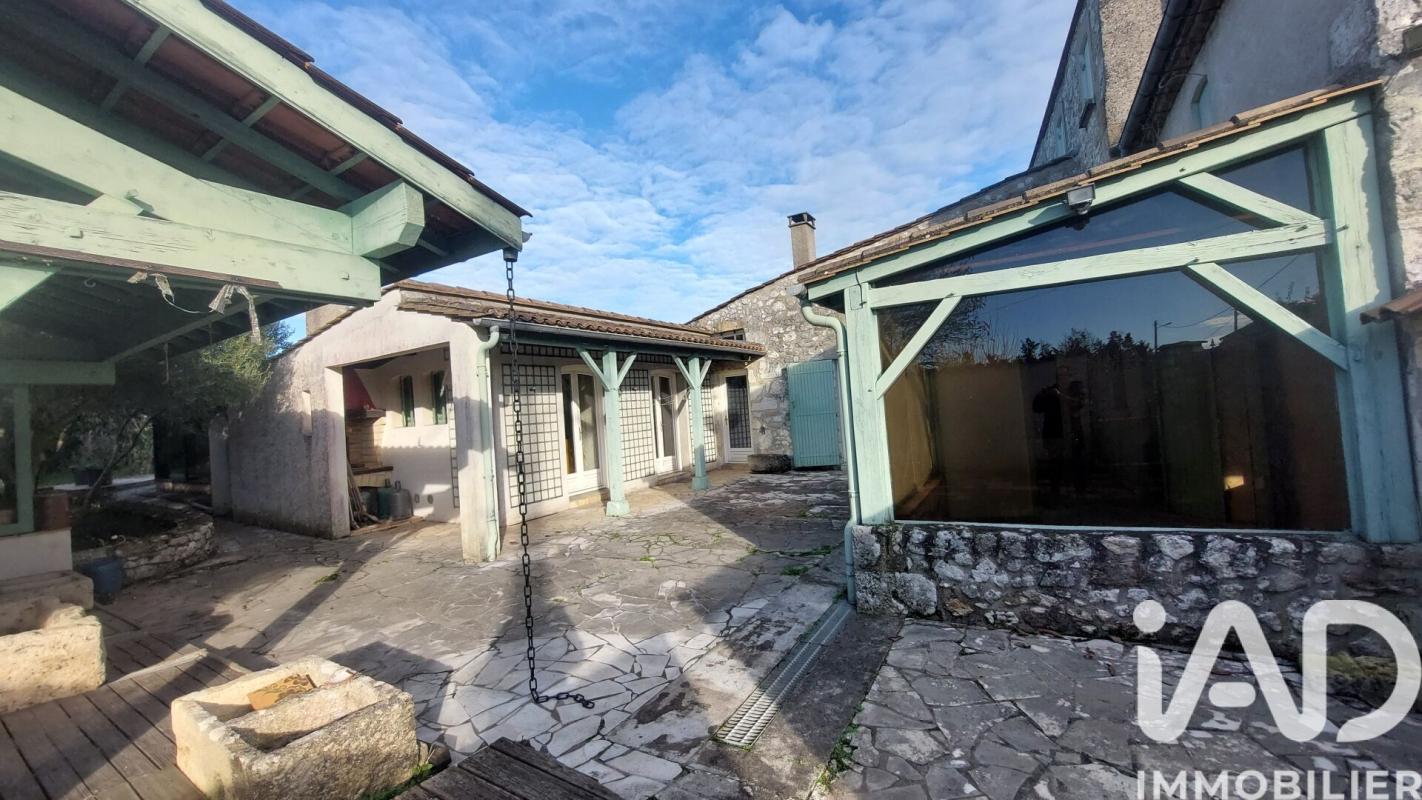 Maison 8 Pièce(s) Vélines