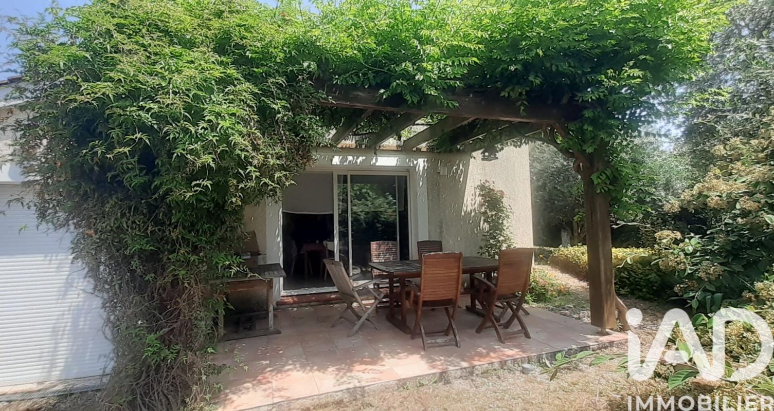 Maison traditionnelle 4 Pièce(s) Saint-Sulpice-la-Pointe