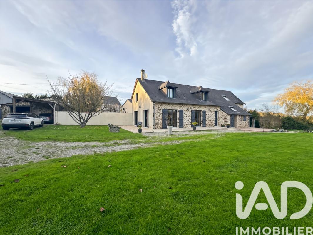Maison longère 7 Pièce(s) Laval