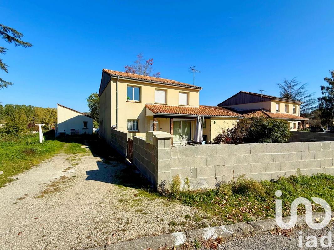 Maison 8 Pièce(s) Availles-Limouzine