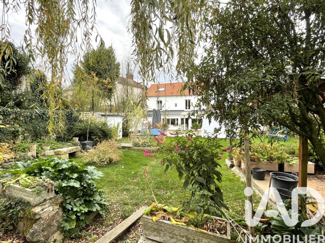 Maison 7 Pièce(s) Hérouville-en-Vexin