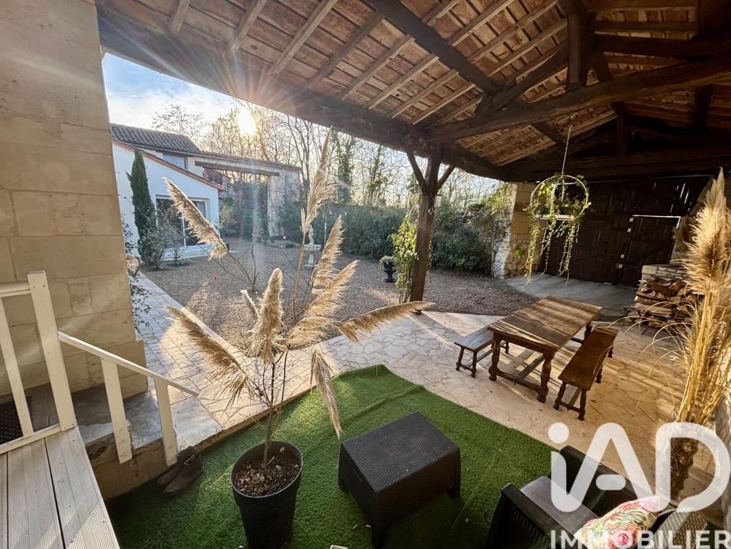 Maison 5 Pièce(s) Chalais