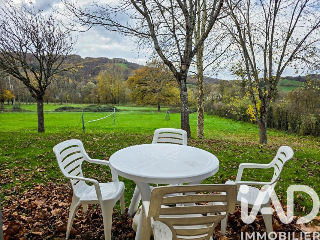 Appartement 2 Pièce(s) Saint Geniez d'Olt et d'Aubrac