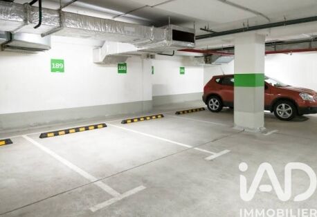 Parking  Paris 10eme Arrondissement