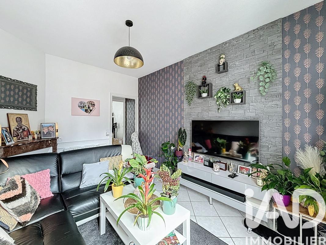 Maison de ville 3 Pièce(s) Follainville-Dennemont