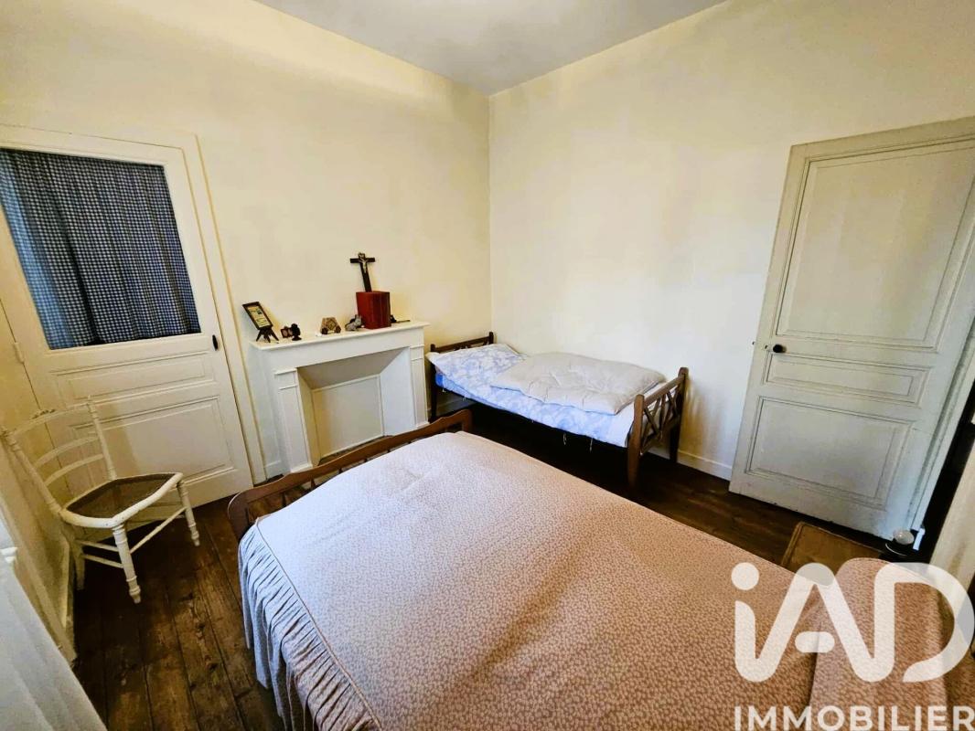 Maison 8 Pièce(s) Châteauneuf-du-Faou