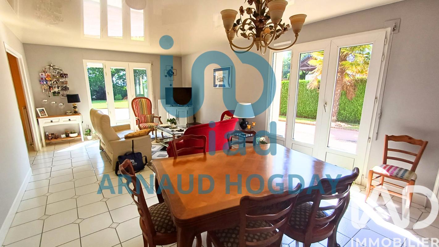 Maison 8 Pièce(s) Beaucouzé