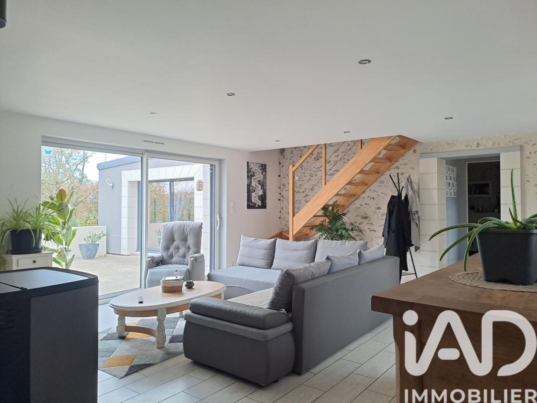 Maison 6 Pièce(s) Ingrandes-Le Fresne sur Loire