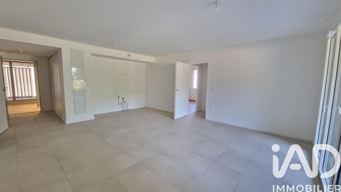 Appartement 3 Pièce(s) Vif