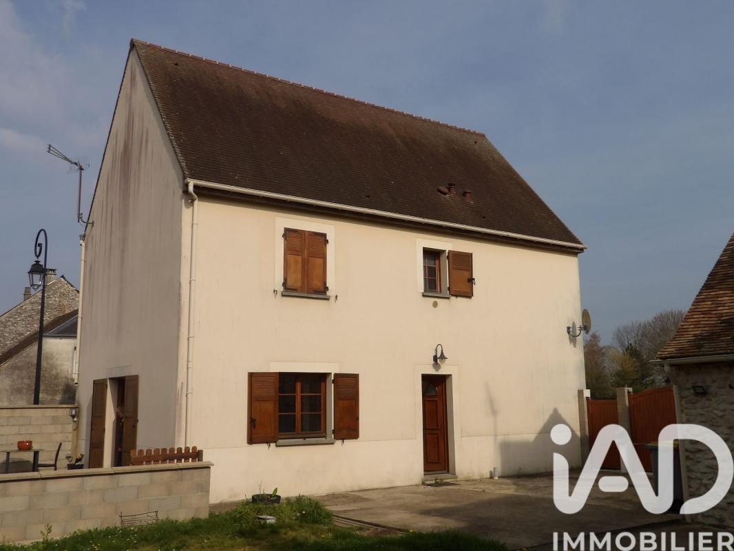 Maison 7 Pièce(s) Denonville