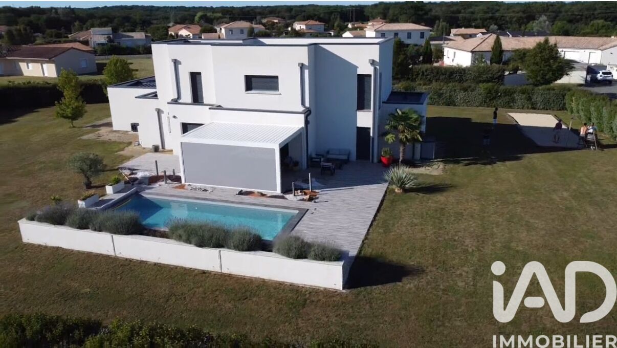 Maison d'architecte 5 Pièce(s) Ligugé