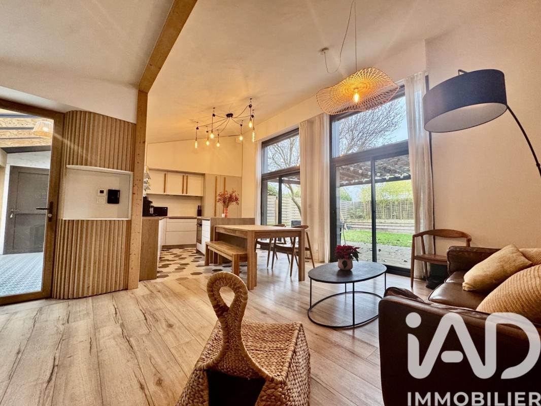 Maison 4 Pièce(s) La Norville