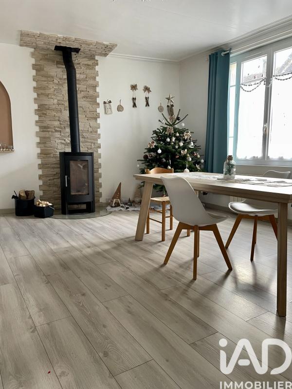 Maison 4 Pièce(s) La Neuville-Roy