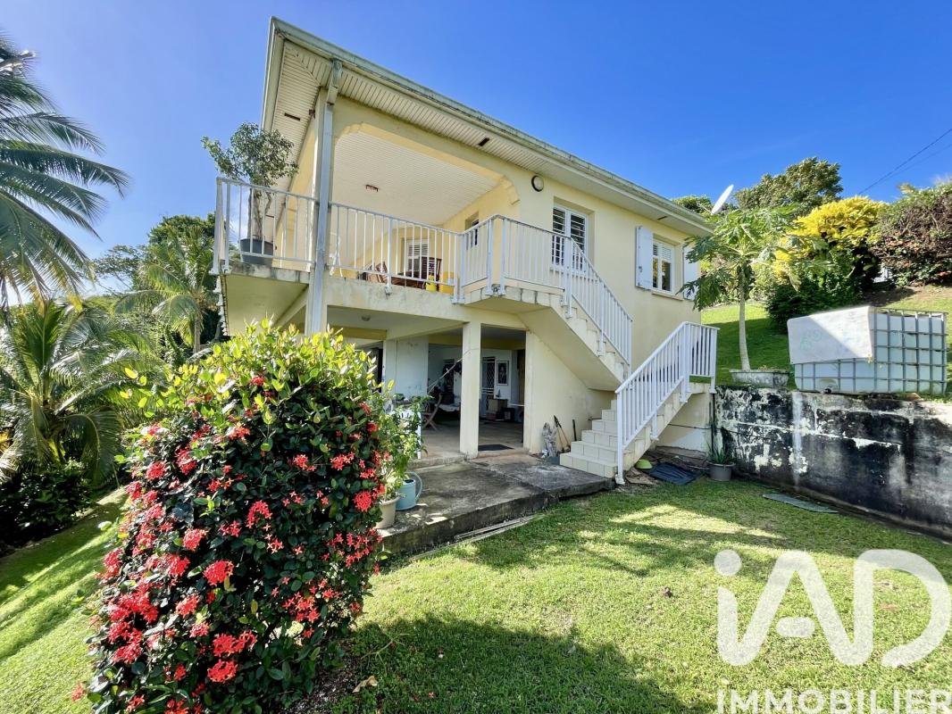 Maison 5 Pièce(s) La Trinité