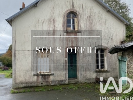 Propriété 3 Pièce(s) Uzel