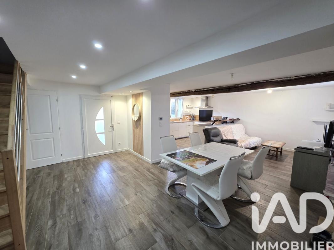 Maison 6 Pièce(s) Esches