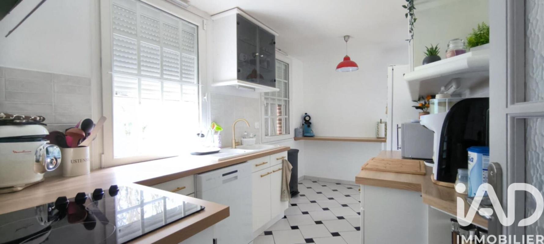 Maison 6 Pièce(s) Saint-Crépin-Ibouvillers