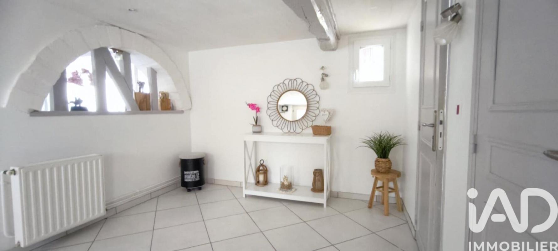 Maison 6 Pièce(s) Saint-Crépin-Ibouvillers