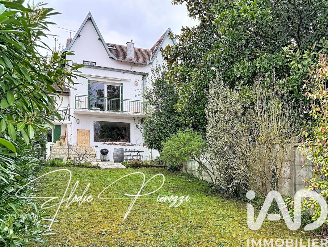 Maison 7 Pièce(s) Vaux-sur-Seine