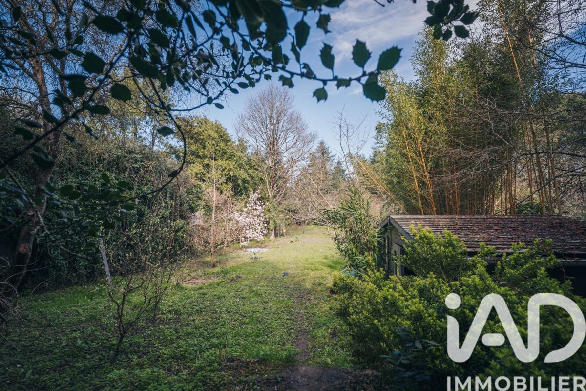 Propriété 6 Pièce(s) Rezé