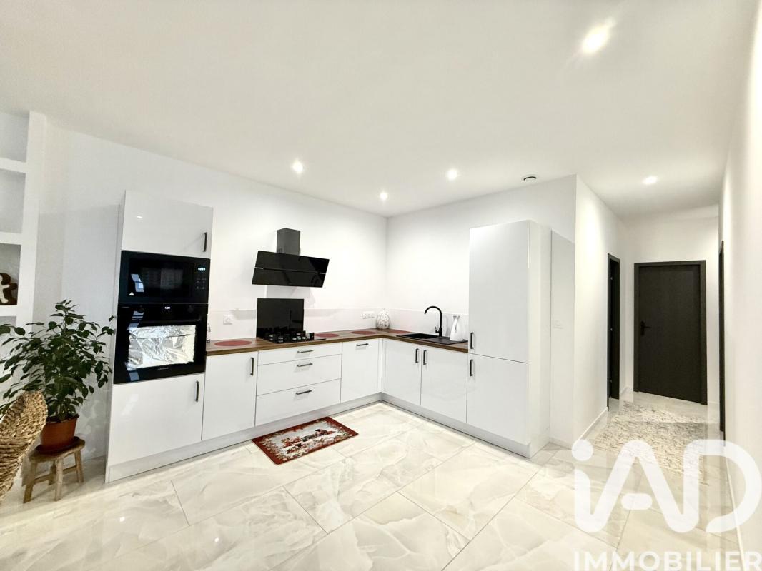 Maison 5 Pièce(s) Bonchamp-lès-Laval