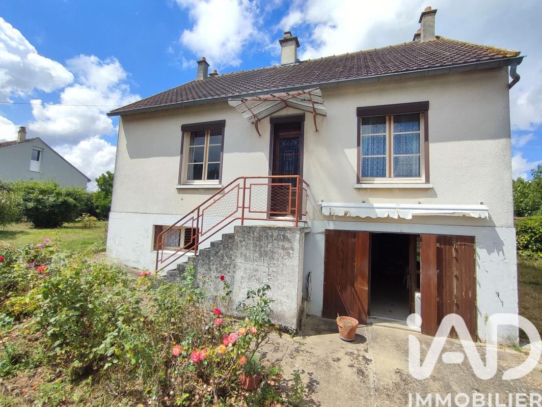 Maison 4 Pièce(s) Saint-Aubin-des-Bois