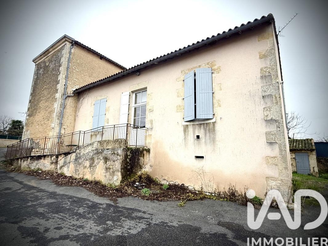 Maison 4 Pièce(s) Saint-Romans-lès-Melle