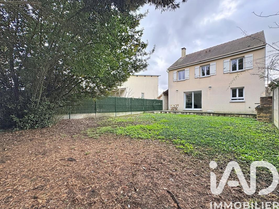 Maison traditionnelle 6 Pièce(s) Le Blanc-Mesnil