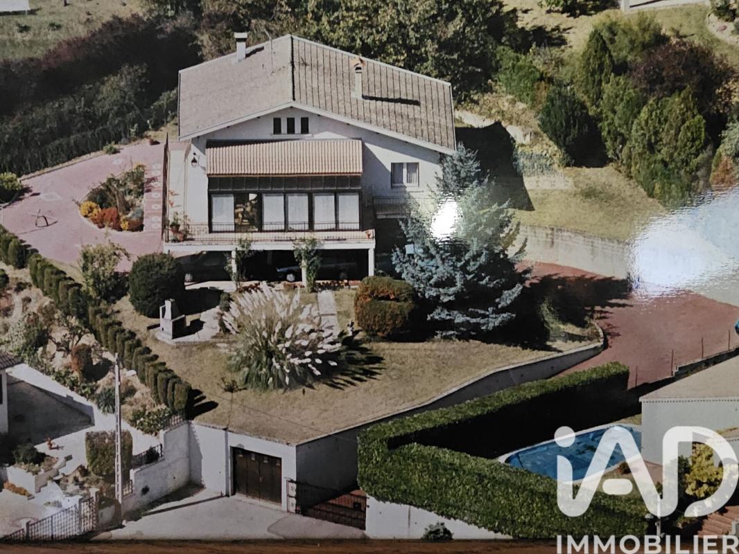 Maison 4 Pièce(s) Saint-Pierre-de-Bœuf