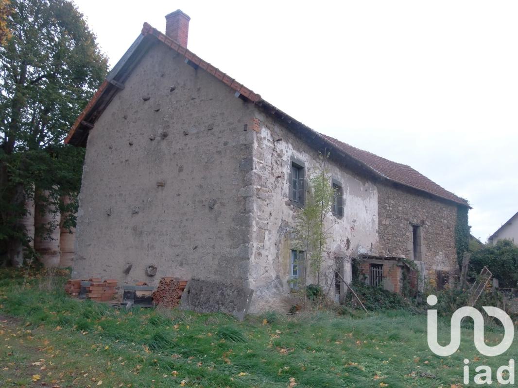 Ferme 2 Pièce(s) Villosanges