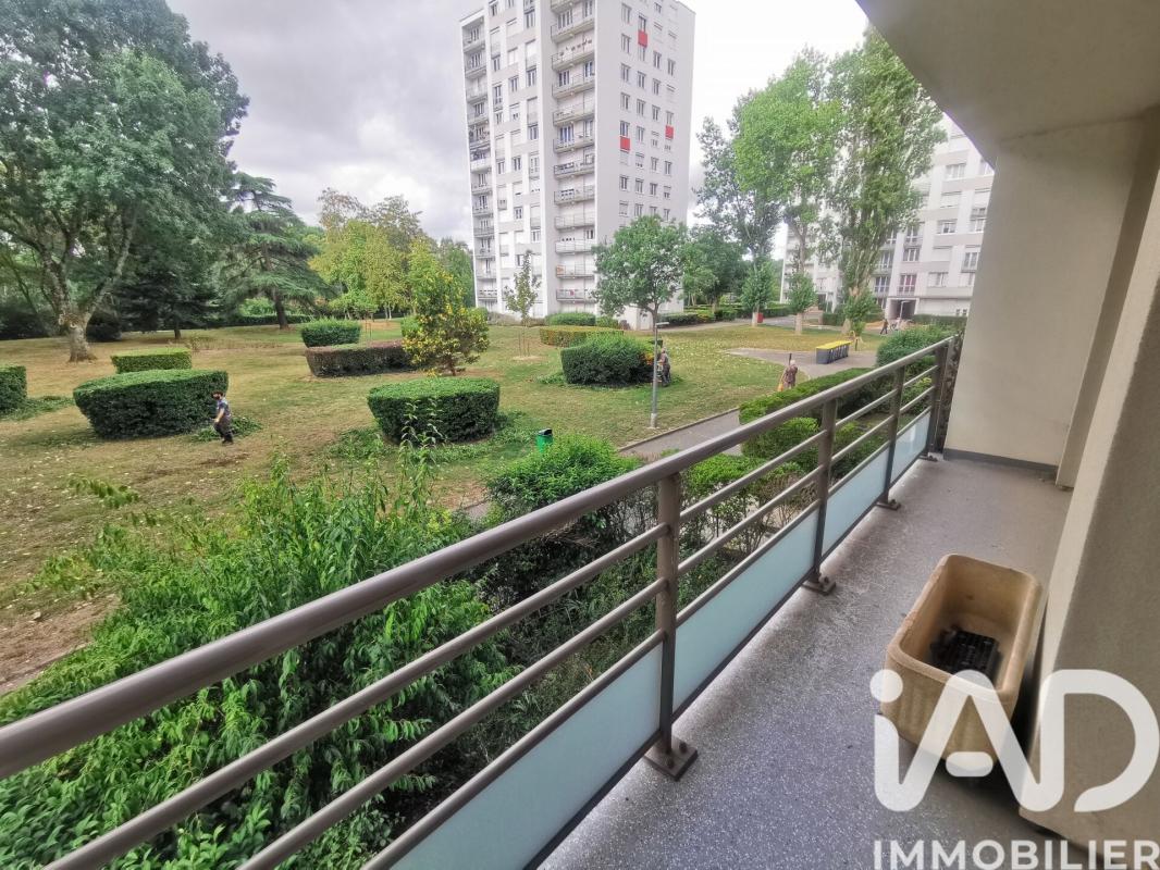 Appartement 3 Pièce(s) Chilly-Mazarin