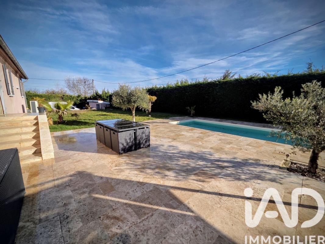 Maison 4 Pièce(s) Peaugres