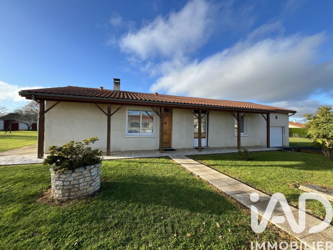 Maison traditionnelle 5 Pièce(s) Terres-de-Haute-Charente