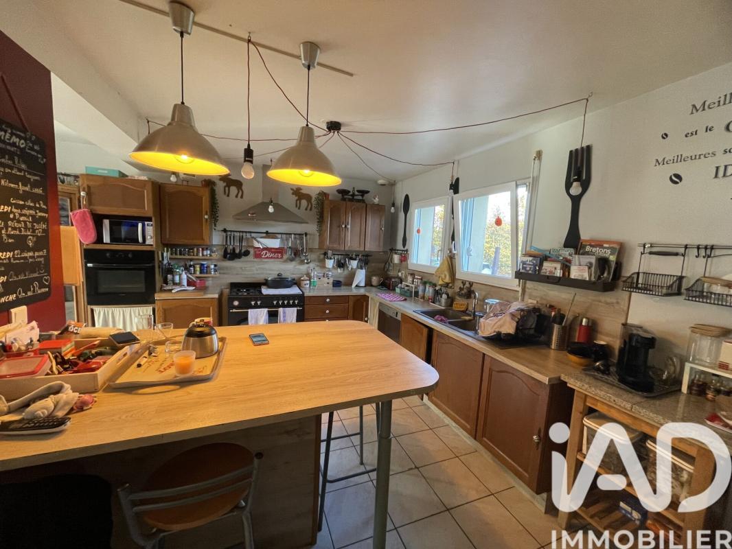 Maison 8 Pièce(s) Janzé