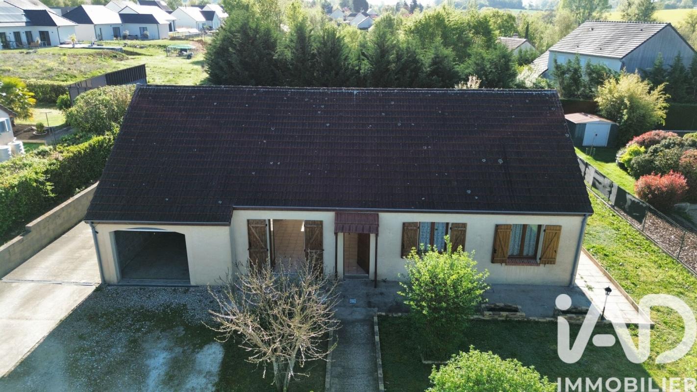 Maison 5 Pièce(s) Saint-Georges-sur-Moulon