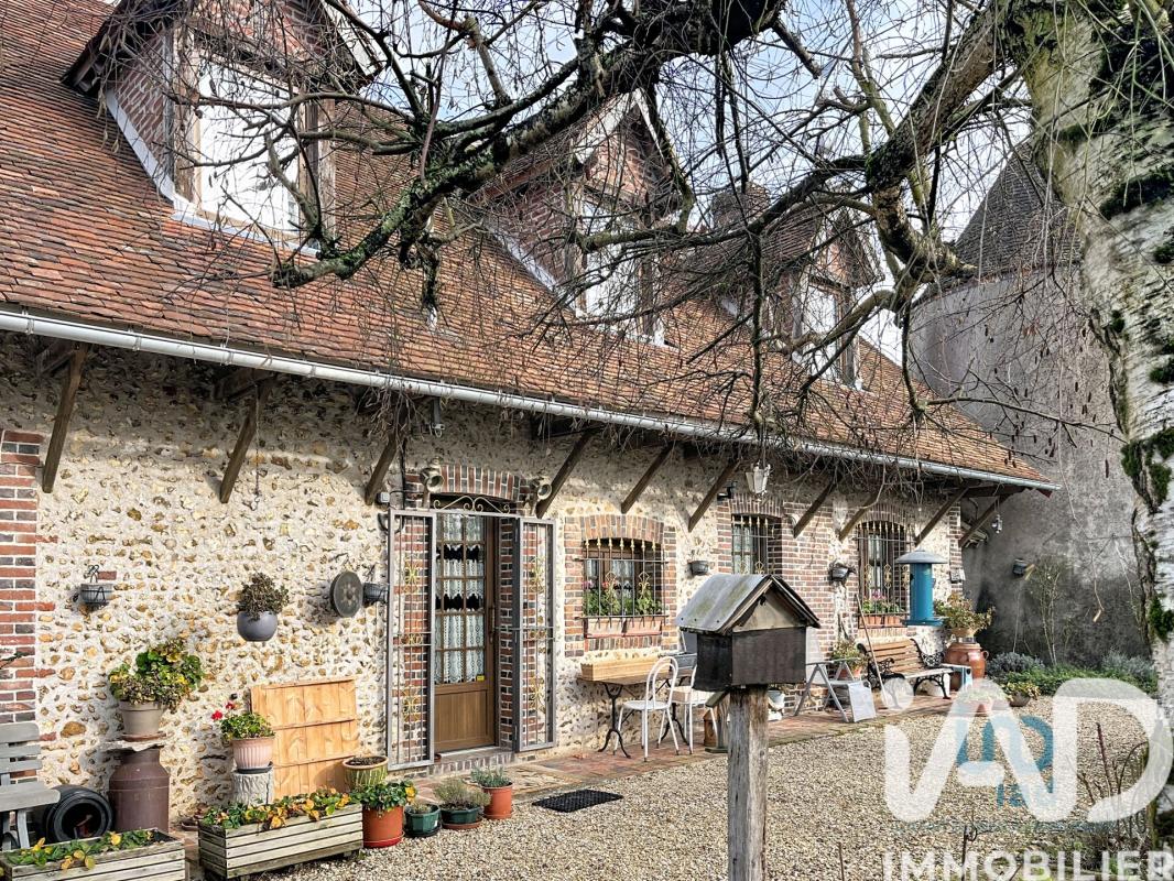 Corps de ferme 9 Pièce(s) Charny Orée de Puisaye