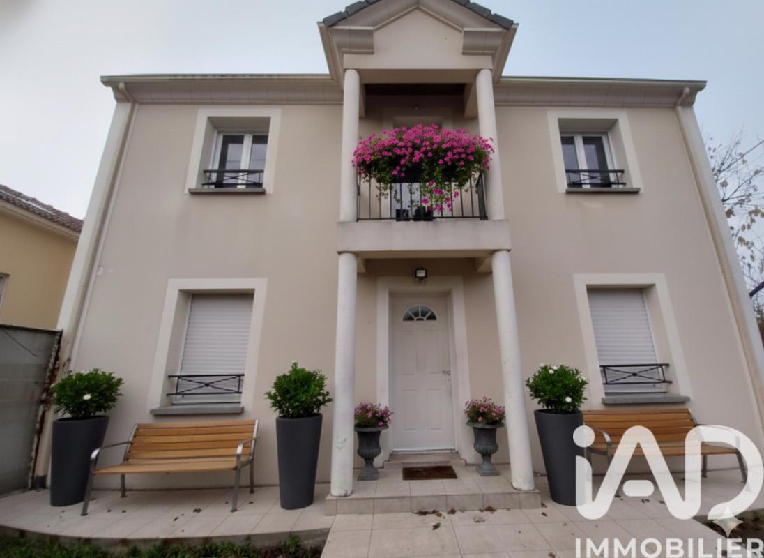 Maison 7 Pièce(s) Villepinte