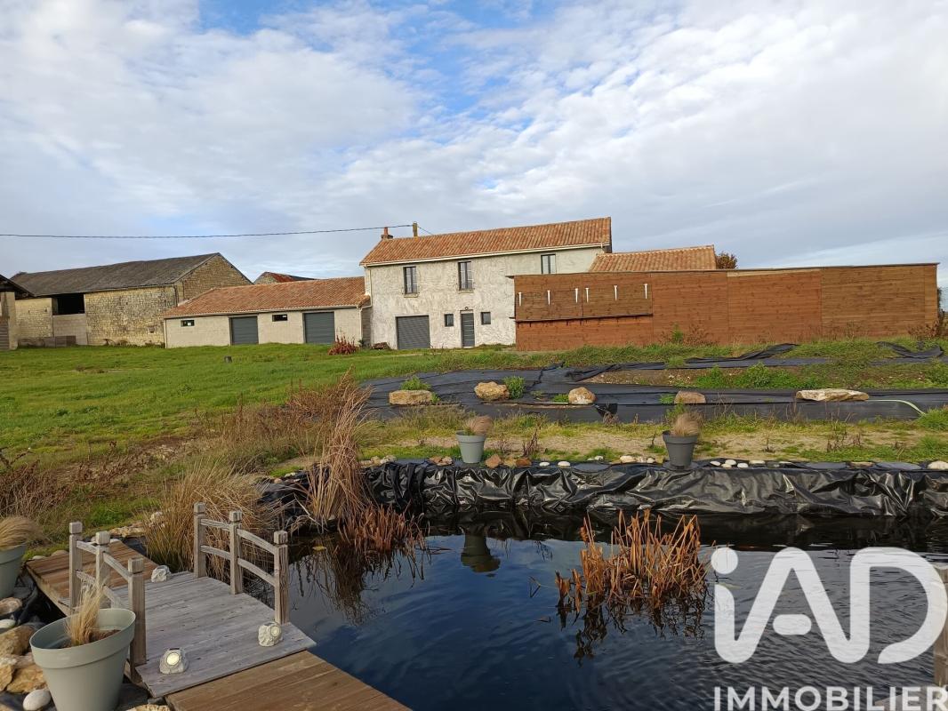 Maison 8 Pièce(s) Loudun