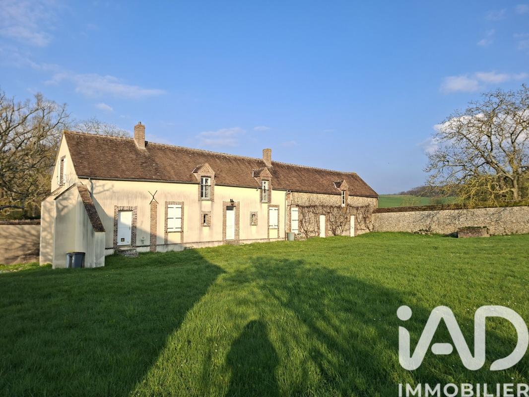 Maison longère 4 Pièce(s) Voisines