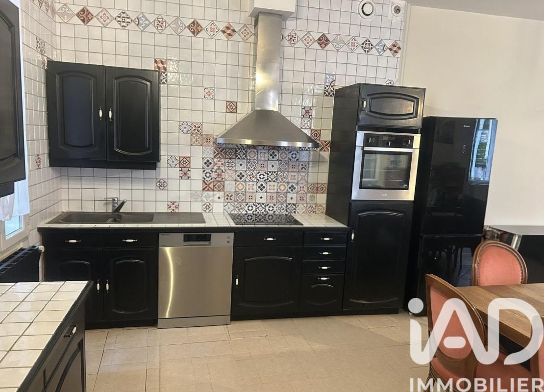 Maison de ville 7 Pièce(s) Bagnols-sur-Cèze