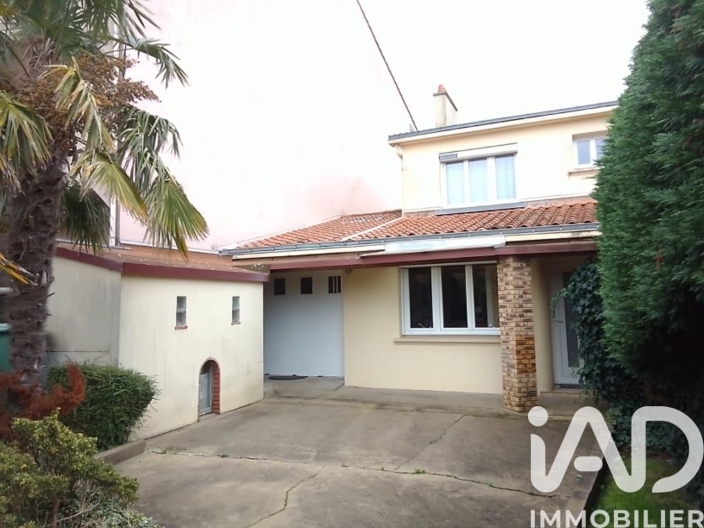 Maison de ville 5 Pièce(s) La Roche-sur-Yon