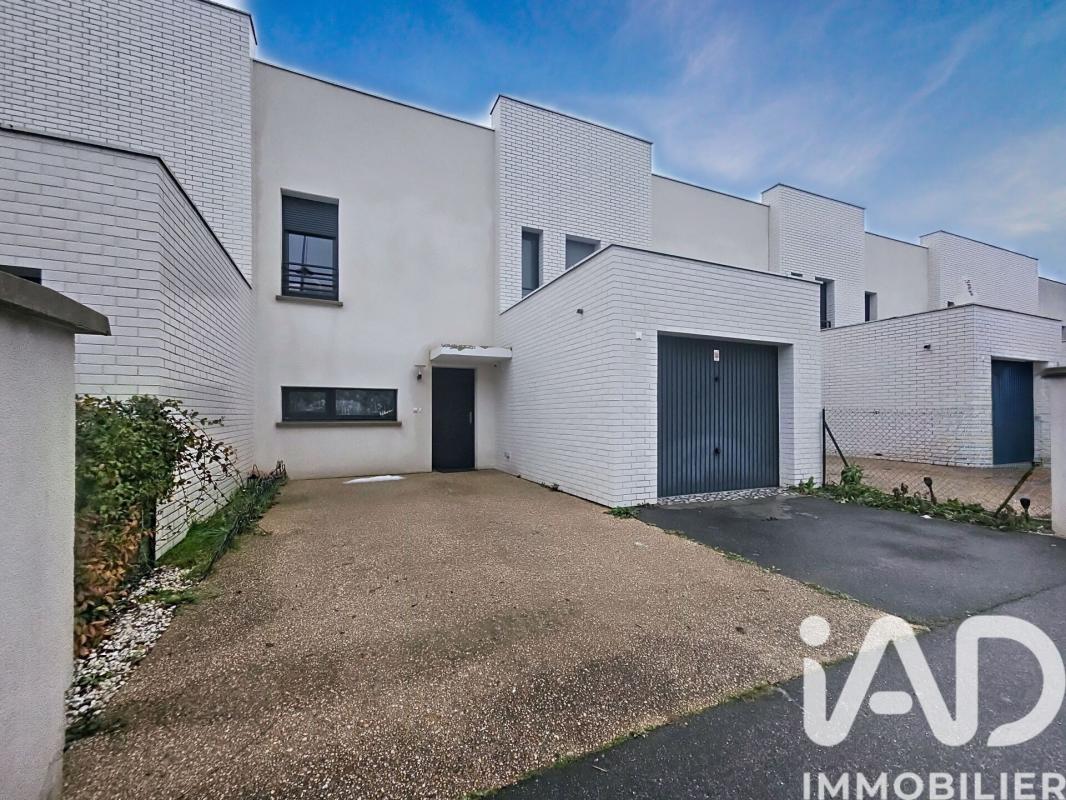 Maison 6 Pièce(s) Fleury-Mérogis